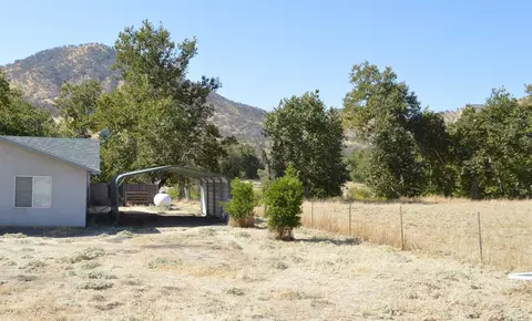 7585 Live Oak Dr, Sanger, CA 93657 photo 16