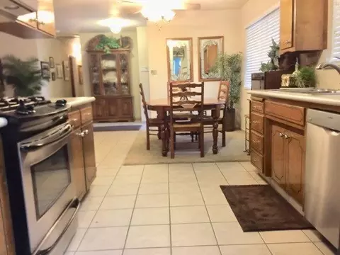 1733 E Alpine Ave, Tulare, CA 93274 photo 30