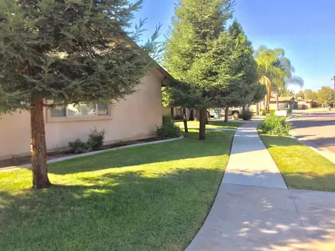 1733 E Alpine Ave, Tulare, CA 93274 photo 11
