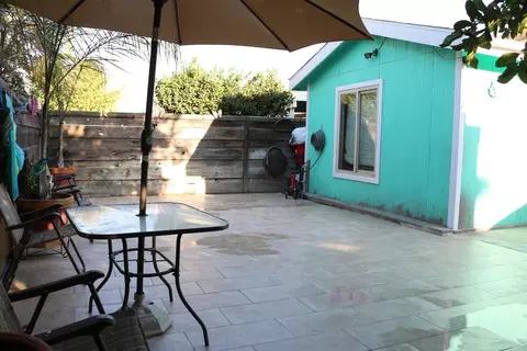 736 E Harold Ave, Visalia, CA 93292 photo 12
