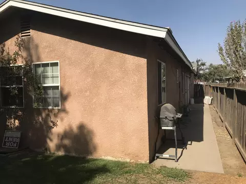 907 E Noble Ave, Visalia, CA 93292 photo 8
