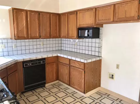 1513 Belinda Dr, Lemoore, CA 93245 photo 6
