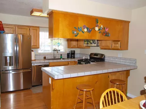 310 Plum St, Exeter, CA 93221 photo 7