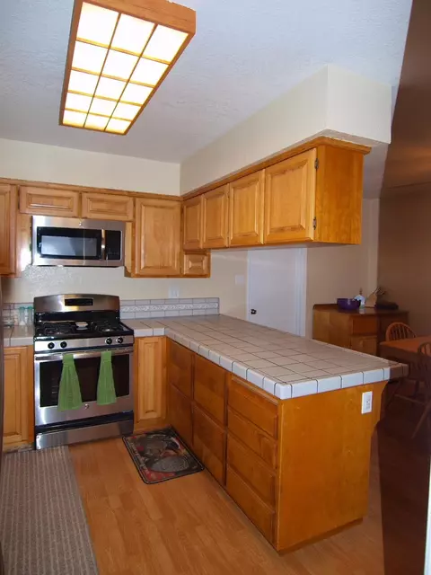 310 Plum St, Exeter, CA 93221 photo 9