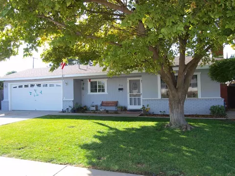 310 Plum St, Exeter, CA 93221 photo 1