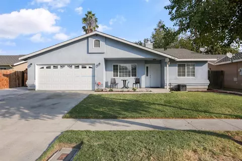1782 E Levin Ave, Tulare, CA 93274 photo 2