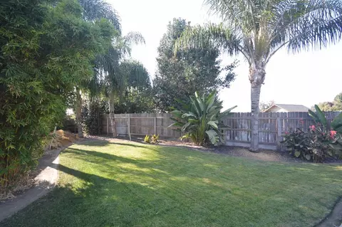 519 E Vine Ct, Visalia, CA 93292 photo 29