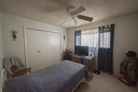 284 E Prosperity Ave, Tulare, CA 93274 photo 17