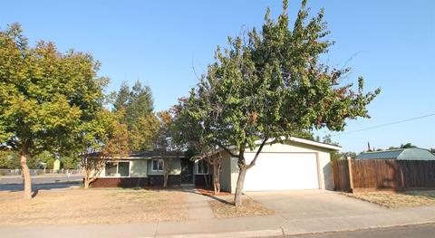 1817 3rd St, Sanger, CA 93657 photo 1