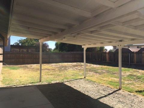 867 Daphne Ln, Lemoore, CA 93245 photo 7