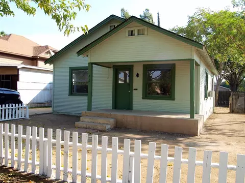219 S Quince Ave, Exeter, CA 93221 photo 1