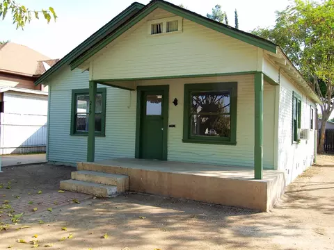 219 S Quince Ave, Exeter, CA 93221 photo 2
