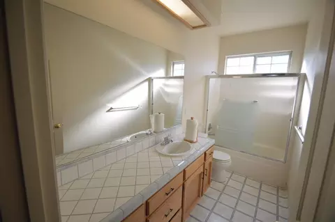 3749 E Acequia Ave, Visalia, CA 93292 photo 9