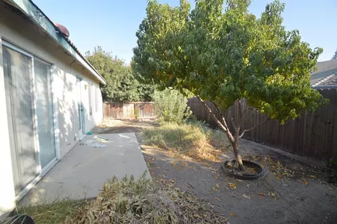 3749 E Acequia Ave, Visalia, CA 93292 photo 17