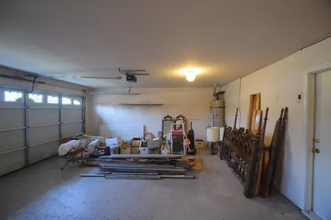 3749 E Acequia Ave, Visalia, CA 93292 photo 13