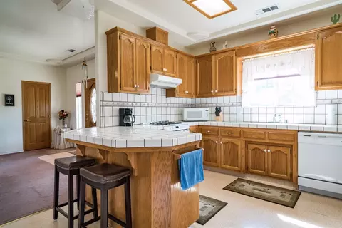 3520 E Sycamore Ave, Visalia, CA 93292 photo 26