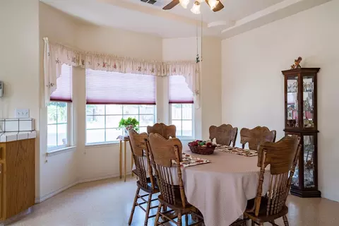 3520 E Sycamore Ave, Visalia, CA 93292 photo 15