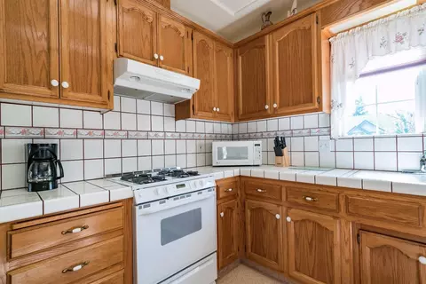 3520 E Sycamore Ave, Visalia, CA 93292 photo 28