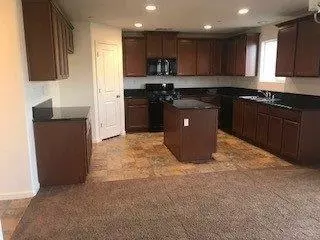 2260 Eldridge Ave, Tulare, CA 93274 photo 2