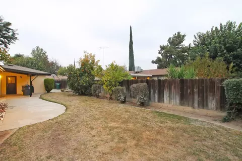413 Autumn Rd, Madera, CA 93637 photo 47