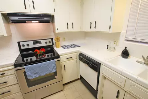 413 Autumn Rd, Madera, CA 93637 photo 24
