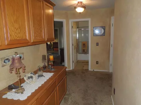 1612 E Vine Ct, Visalia, CA 93292 photo 9