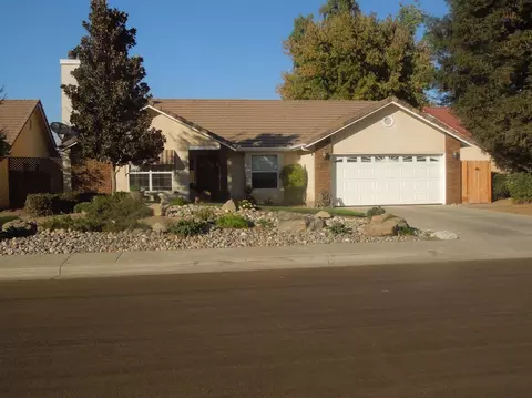 1612 E Vine Ct, Visalia, CA 93292 photo 1
