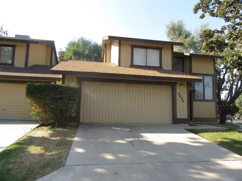 2006 E Harold Ave, Visalia, CA 93292 photo 1