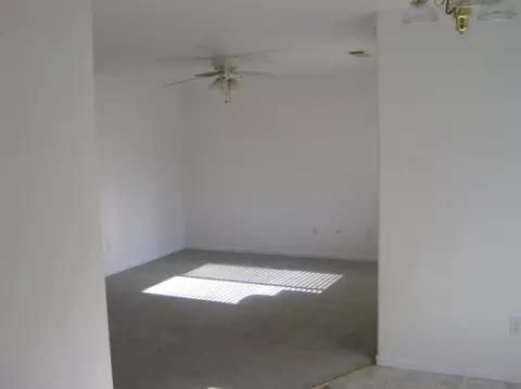 301 Elm St, Hanford, CA 93230 photo 9