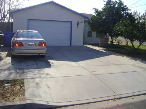 301 Elm St, Hanford, CA 93230 photo 1