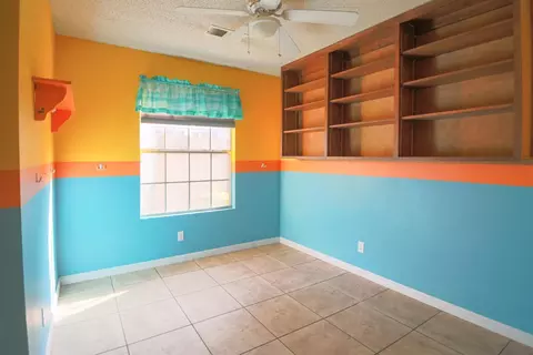 1429 E Sunnyview Ave, Visalia, CA 93292 photo 16