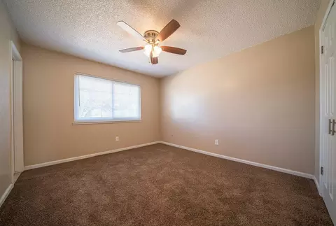 139 S E St, Tulare, CA 93274 photo 12