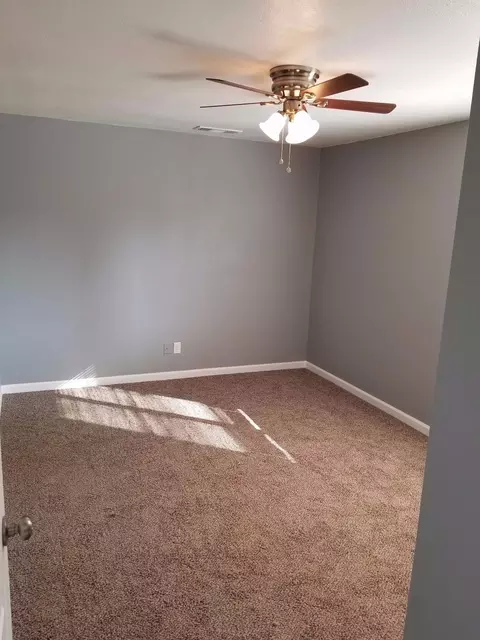 139 S E St, Tulare, CA 93274 photo 19