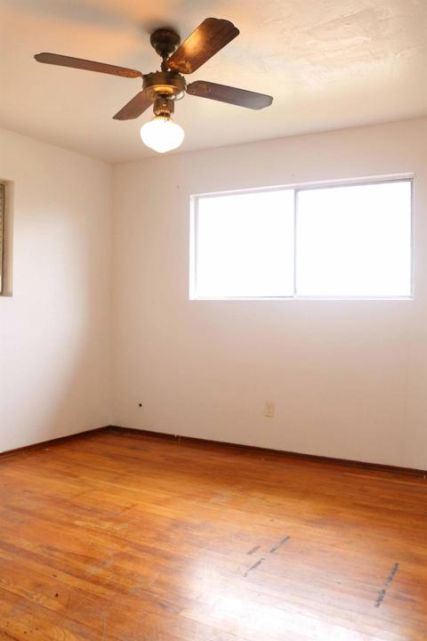 1435 E Alpine Ave, Tulare, CA 93274 photo 13