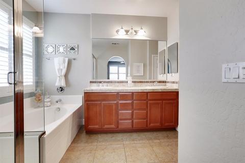 3744 E Seeger Ct, Visalia, CA 93292 photo 19