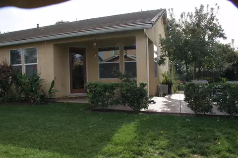 122 E Reese Ave, Visalia, CA 93277 photo 29
