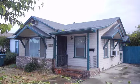 311 N Orange Ave, Exeter, CA 93221 photo 3
