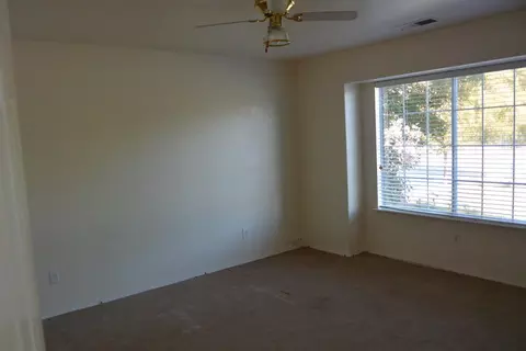 3619 E Sycamore, Visalia, CA 93292 photo 4