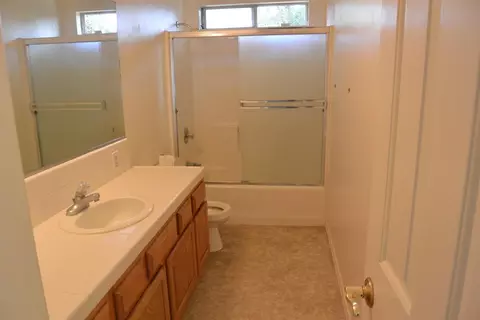 3619 E Sycamore, Visalia, CA 93292 photo 9