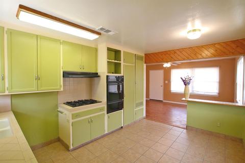 711 E Laurel Ave, Visalia, CA 93292 photo 15