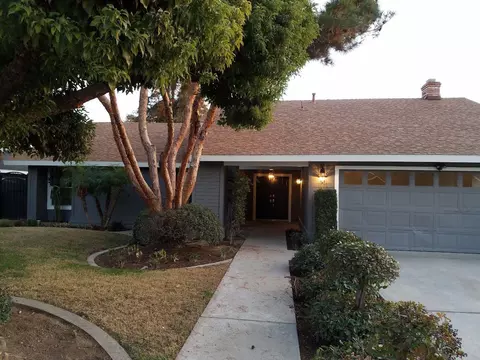 800 E Northridge Dr, Dinuba, CA 93618 photo 4