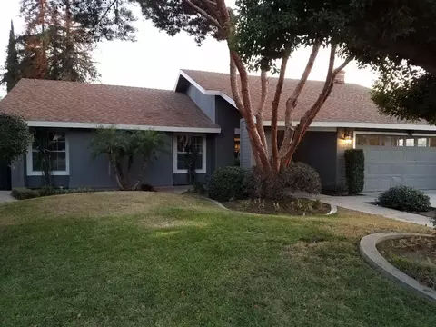 800 E Northridge Dr, Dinuba, CA 93618 photo 1