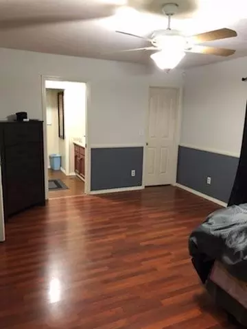 3920 E Acequia Ave, Visalia, CA 93292 photo 19