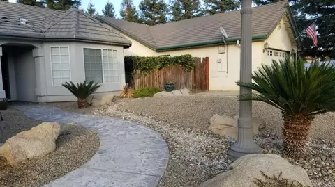 3920 E Acequia Ave, Visalia, CA 93292 photo 4