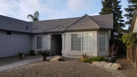3920 E Acequia Ave, Visalia, CA 93292 photo 3