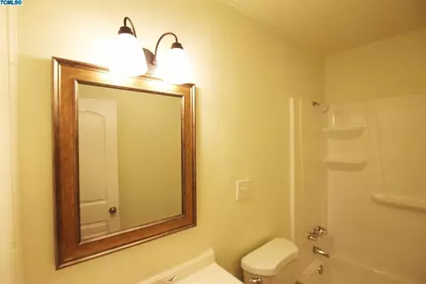 804 E K Ave, Visalia, CA 93292 photo 7