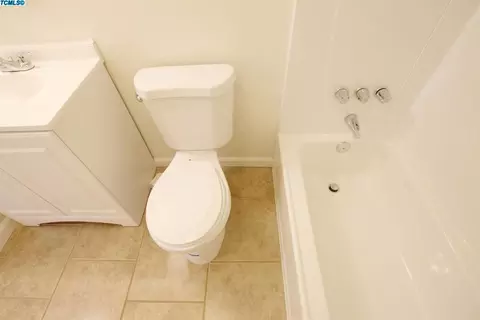 804 E K Ave, Visalia, CA 93292 photo 9