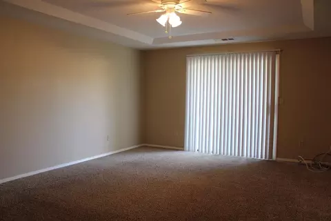 2924 E Pershing Ct, Visalia, CA 93292 photo 9