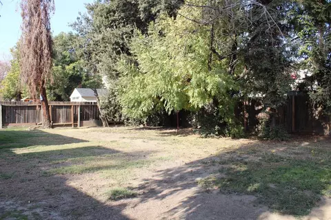 2924 E Pershing Ct, Visalia, CA 93292 photo 13