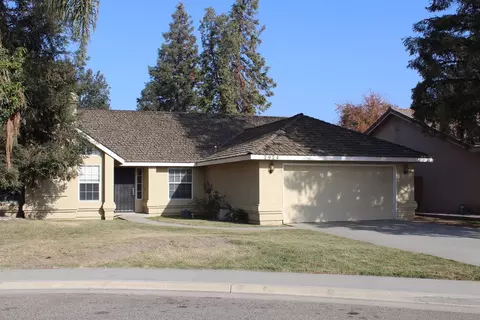 2924 E Pershing Ct, Visalia, CA 93292 photo 2